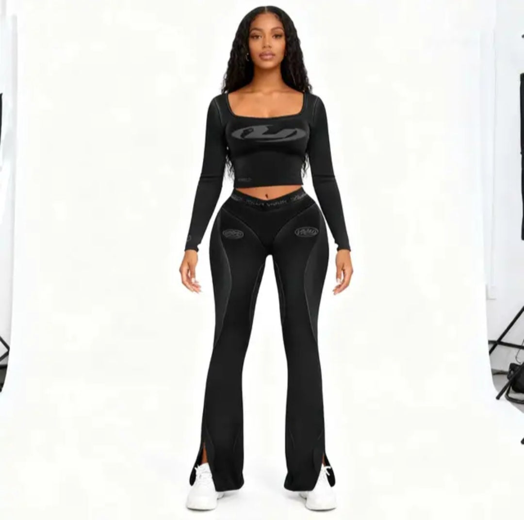 Women's Sculpting Two-Piece Workout Set, Long Sleeve Crop Top and Flared Leggings