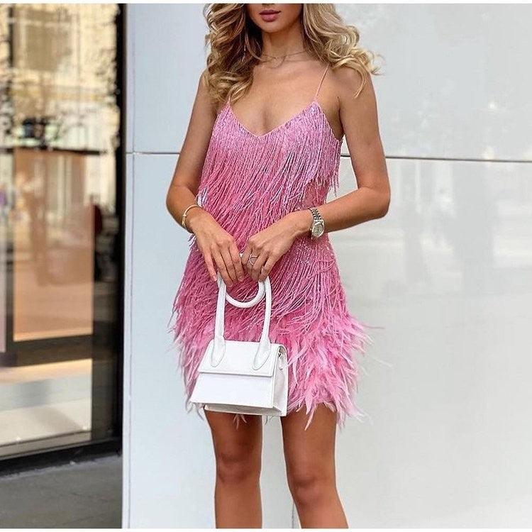 Abito mini estivo da donna sexy con nappine, paillettes e piume, scollo a V, spalline sottili e cuciture; abito da sera elegante da donna per feste e discoteche