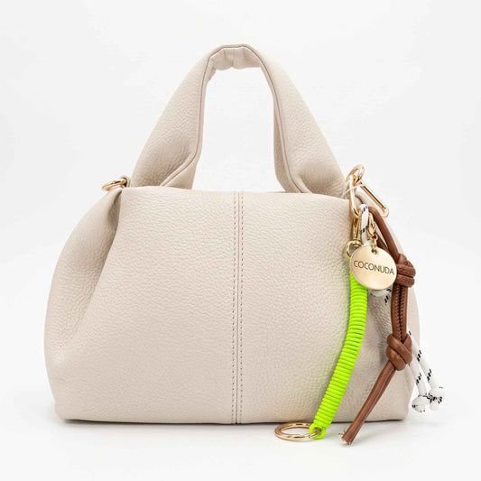 Coconuda Borsa a Mano in Ecopelle Goffrata con Charm Decorativo e Tracolla