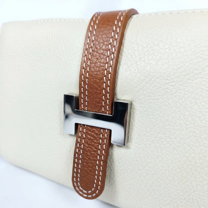 Matilde Borsa a Spalla in Vera Pelle