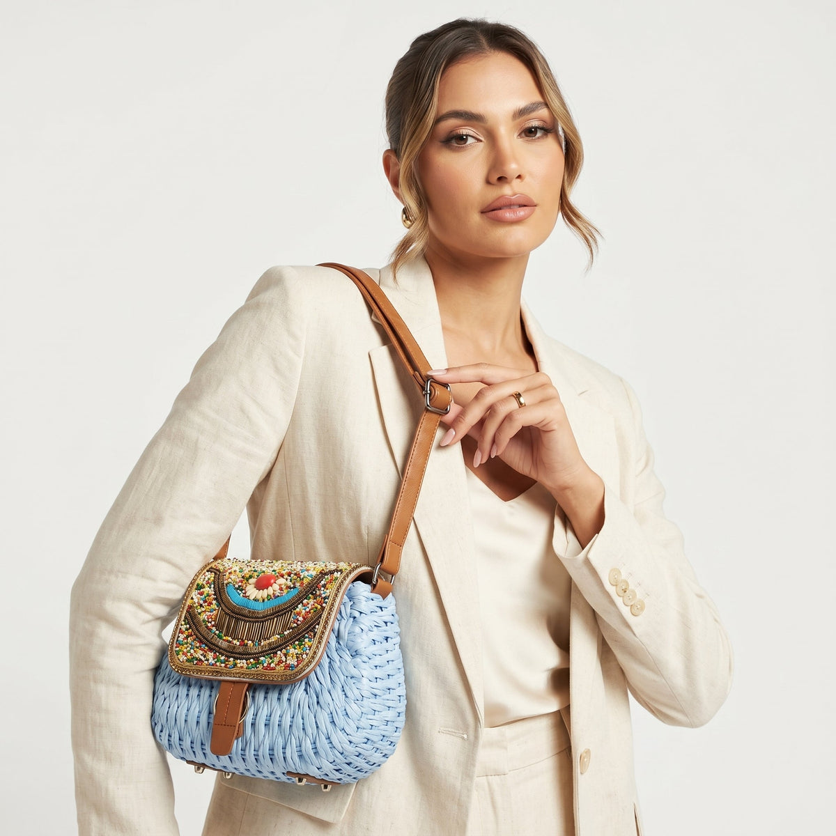 Borsa a Tracolla in Rafia Intrecciata