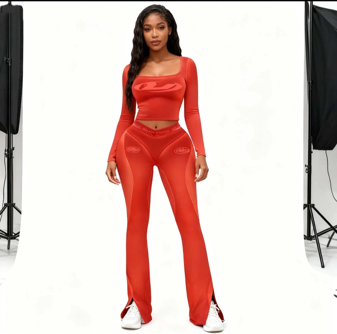 Women's Sculpting Two-Piece Workout Set, Long Sleeve Crop Top and Flared Leggings